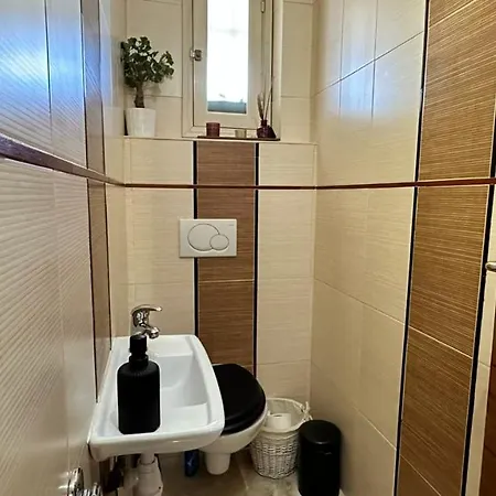 Appartement B023 Tres Bel Proche De La A *