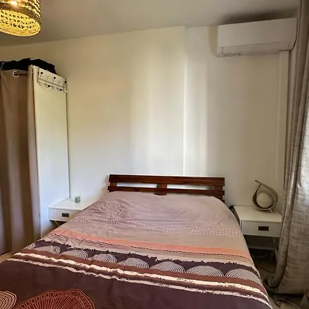 Appartement B023 Tres Bel Proche De La A *