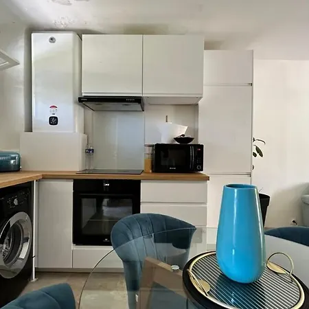 Appartement B023 Tres Bel Proche De La A
